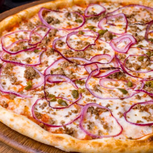 69. Pizza Thunfisch